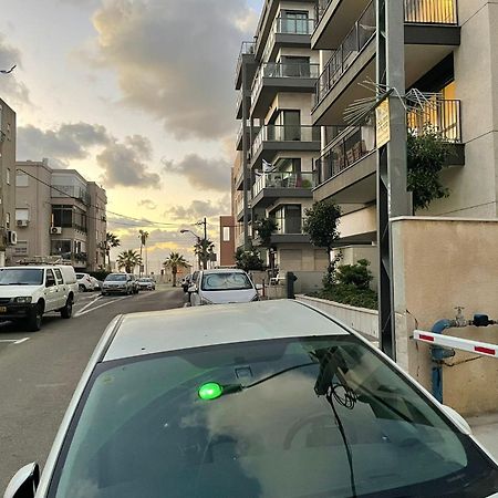Ferienwohnung Peaceful And Intimate By The Sea Haifa Exterior foto